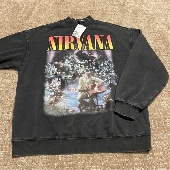 H&M Tops - NWT H&M Nirvana Oversized Crew Neck Sweatshirt Size Small